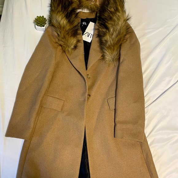 ZARA removable faux fur long coat - Picture 3 of 3